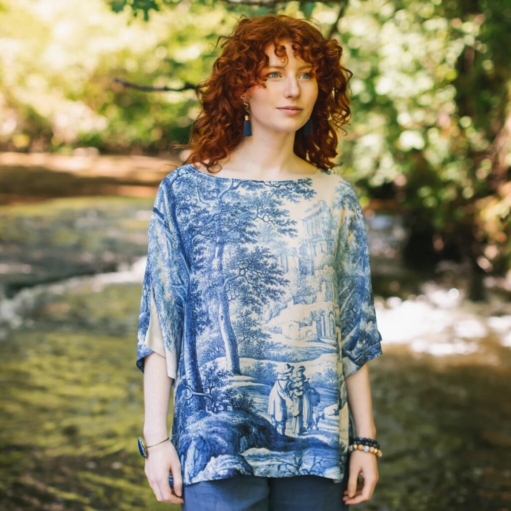 Market of Stars - Let The Light In Luxe Tee