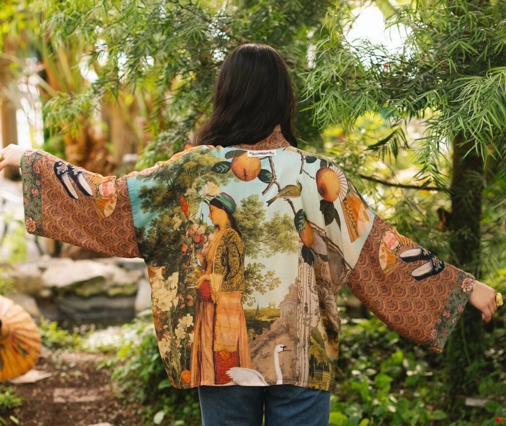 Market of Stars - Secret Garden Pixie Duster Crop Kimono