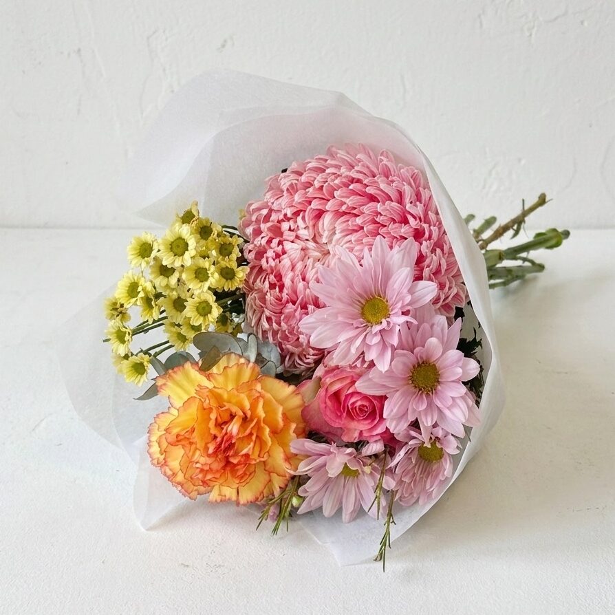 Seasonal Fresh Bouquet | Petite