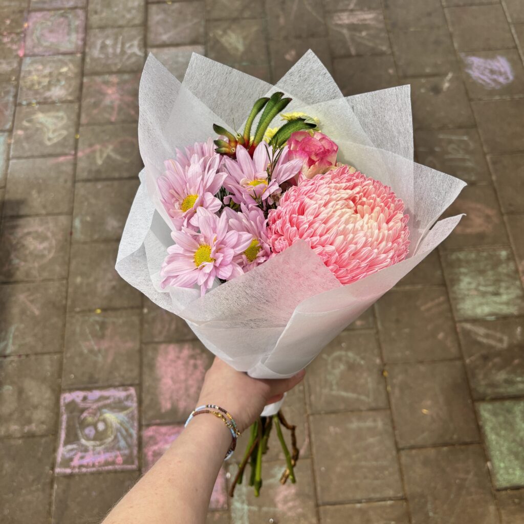 Seasonal Fresh Bouquet | Petite