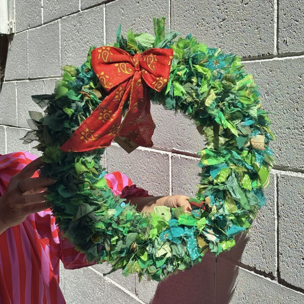 Namaste Recycled Sari Wreath | Green